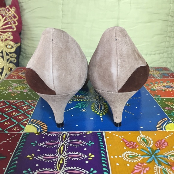 80s Suede Pumps - Picture 5 of 13